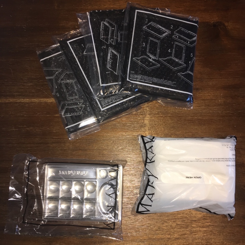 Mary Kay Mirrors, Disposable Trays, & Washcloths
